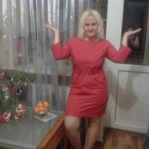 Елена Яниева, 54 года